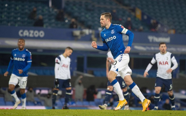 手难以招架 手难以招架