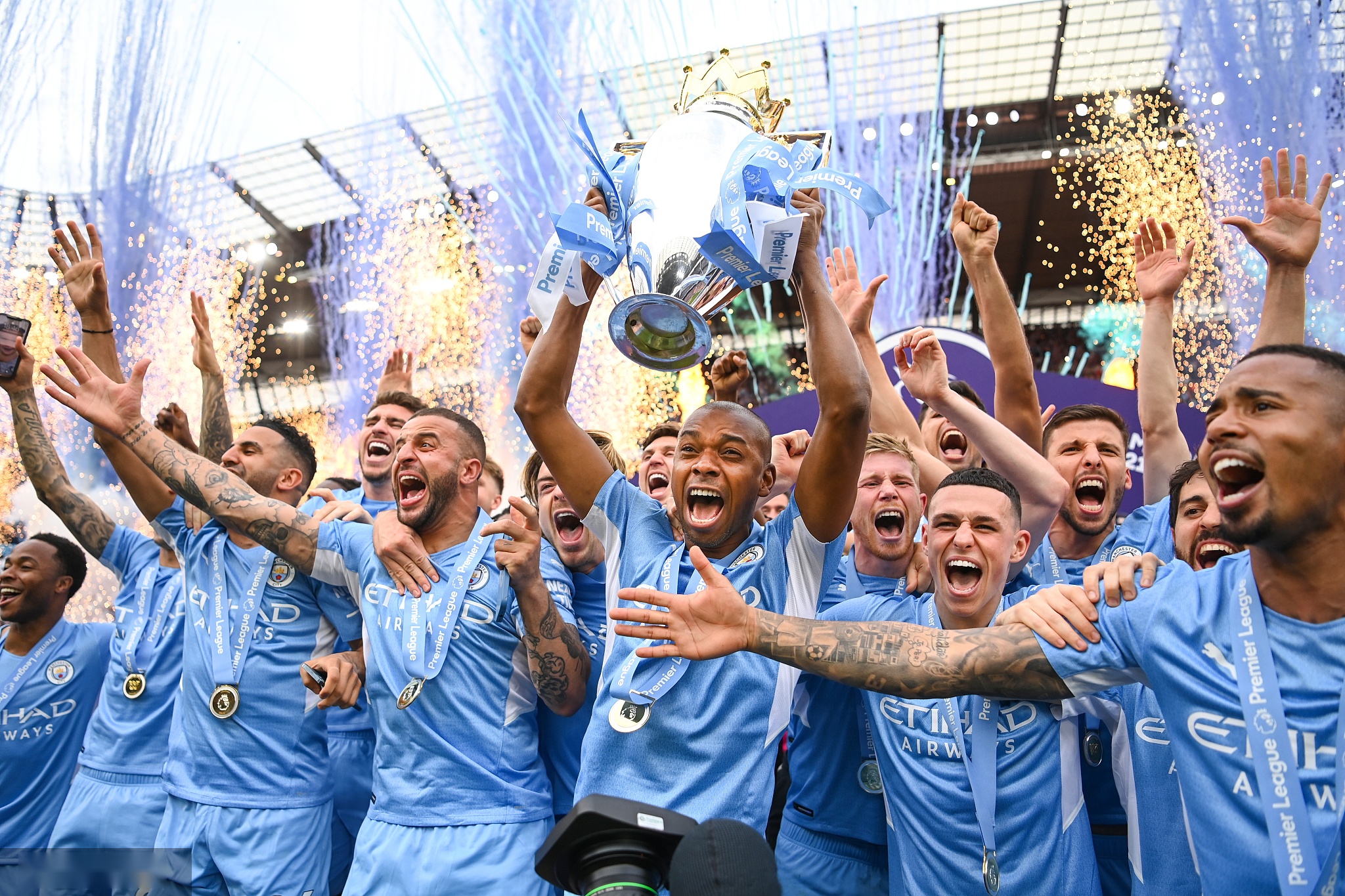 之间的距离 之间的距离